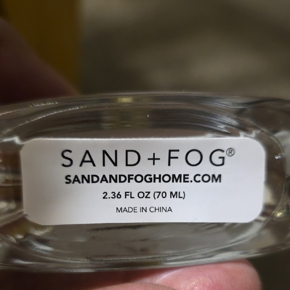 Sand + Fog Sultry Whisper Body Oil - Gold and Pink - Picture 4 of 4